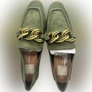 NWT - Dolce Vita - Crys Suede Women Loafer In Suede (Olive) Size 7